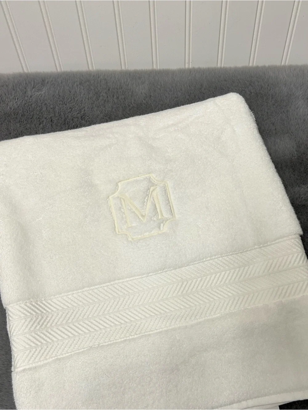 Mark & Graham hydrocotton classic bath hand towels